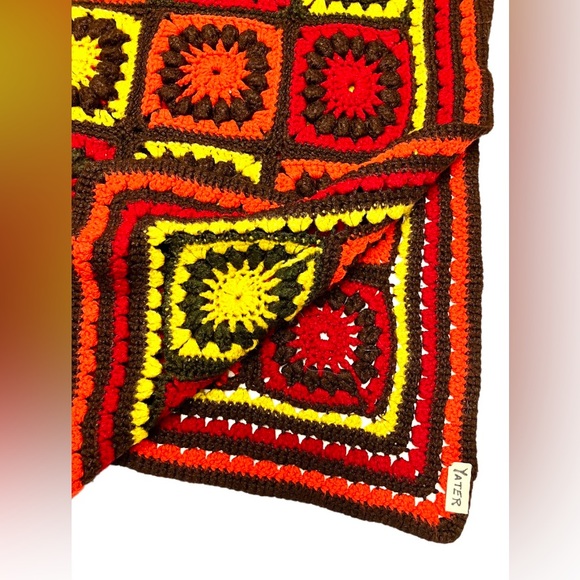 VTG Granny Square Afghan Blanket Throw 40" x 50" Multicolor Red Yellow Brown Org - Picture 3 of 5